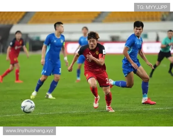 足协杯上半场津门虎凭王政豪头球领先贵州筑城竞技暂时占据优势